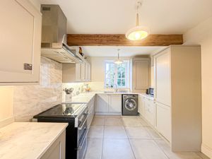 Photo 19- click for photo gallery